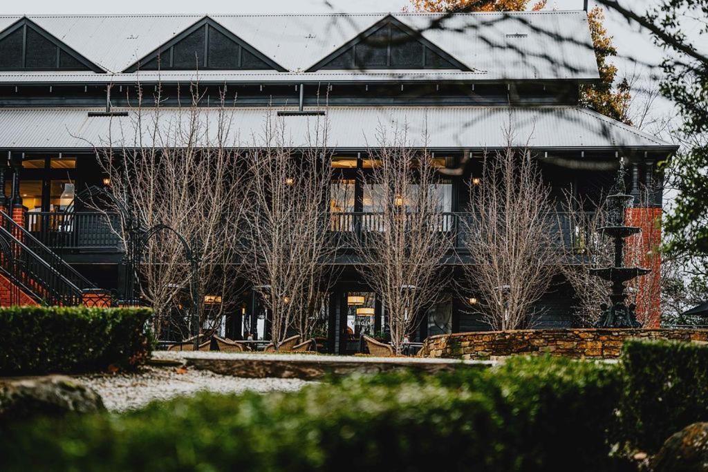 Hotel Bellinzona Daylesford Хепбърн Спрингс Екстериор снимка