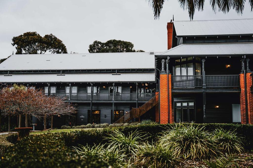 Hotel Bellinzona Daylesford Хепбърн Спрингс Екстериор снимка