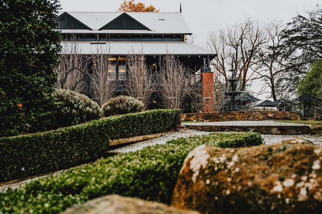 Hotel Bellinzona Daylesford Хепбърн Спрингс Екстериор снимка